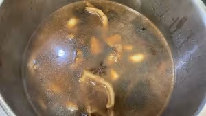紅燒鴨掌