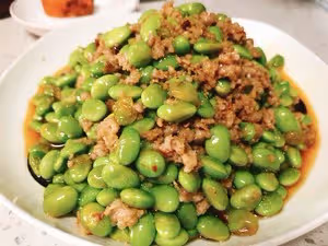 豆子炒肉沫