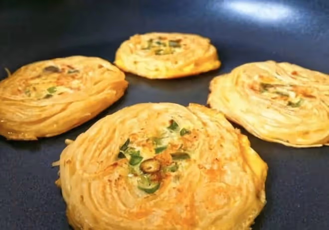 美味雞蛋麵條餅