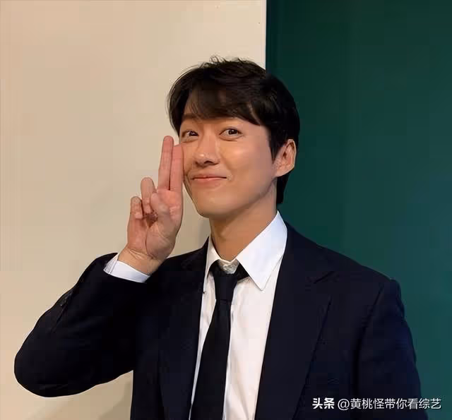 韓星南宮民婚禮照片曝光!眼神熾熱盯妻狂魔,女方去年陷醜聞爭議