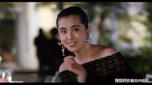 內娛「顏值天花板」王祖賢,當年火到什麼程度?又為何至今未婚?