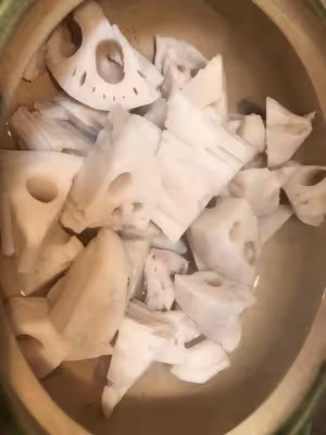 排骨蓮藕煲