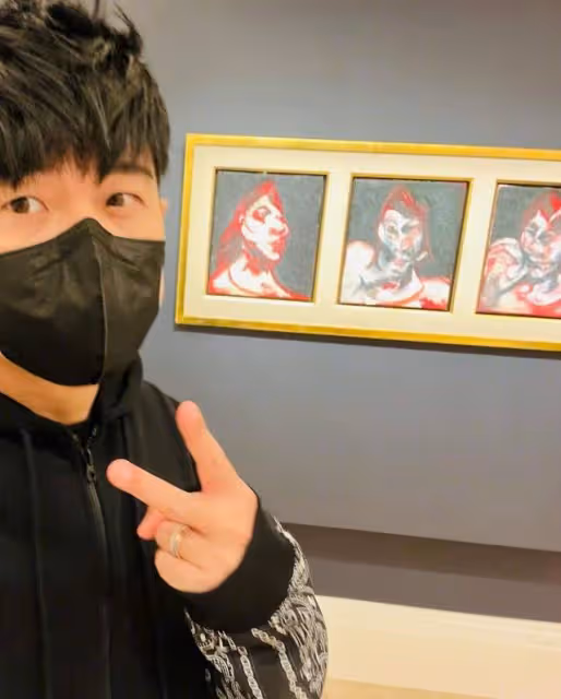 周杰倫乘坐私人飛機前往瑞士 網友評論太真實