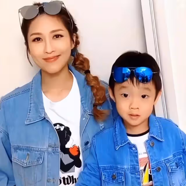 TVB長腿女神進軍美容業!發布會穿短裙秀身材,戴50萬名表顯闊氣
