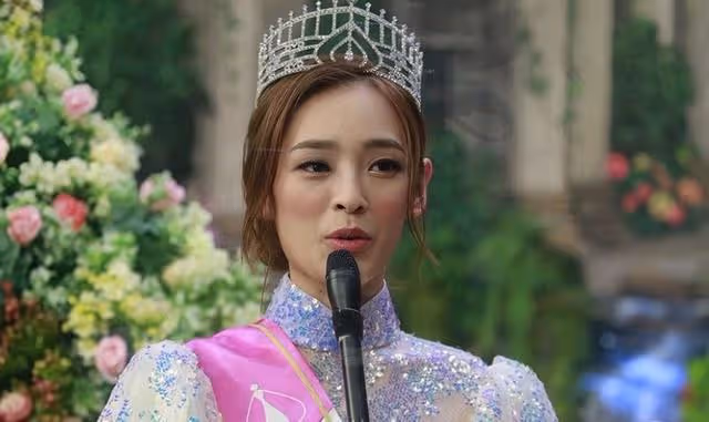TVB港姐小花遭雪藏後復出!被曝腳踏七隻船,感情生活太混亂