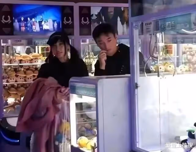 曝富豪與日本未成年女星發生關係！曾花重金找人介紹，王思聰躺槍