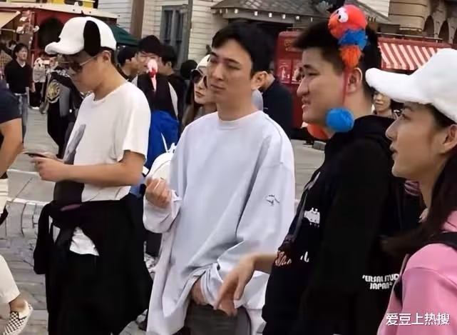 曝富豪與日本未成年女星發生關係！曾花重金找人介紹，王思聰躺槍