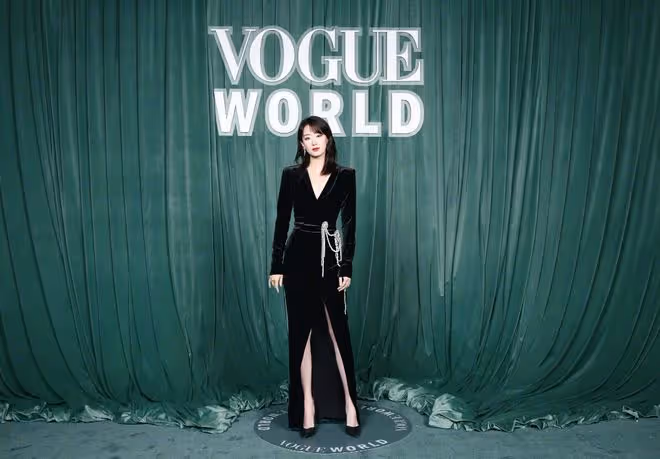VOGUE女明星紅毯:孫怡豪放,周冬雨乾癟,娜扎擠出腋下贅肉