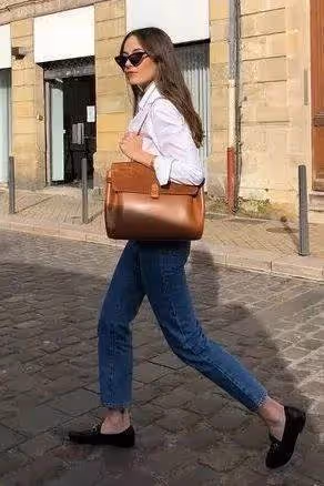 奔五奔六的女人,建議少穿運動鞋, 這雙「懶人鞋」優雅好穿不打腳!