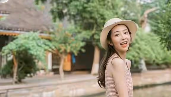 「媽老了,你7歲的弟弟怎麼辦」?女兒霸氣回懟,母親閉嘴了