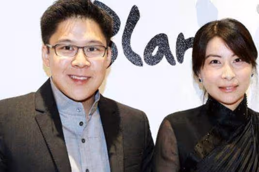 43歲霍啟剛:看了前任和現妻郭晶晶近照,不得不說差別真大