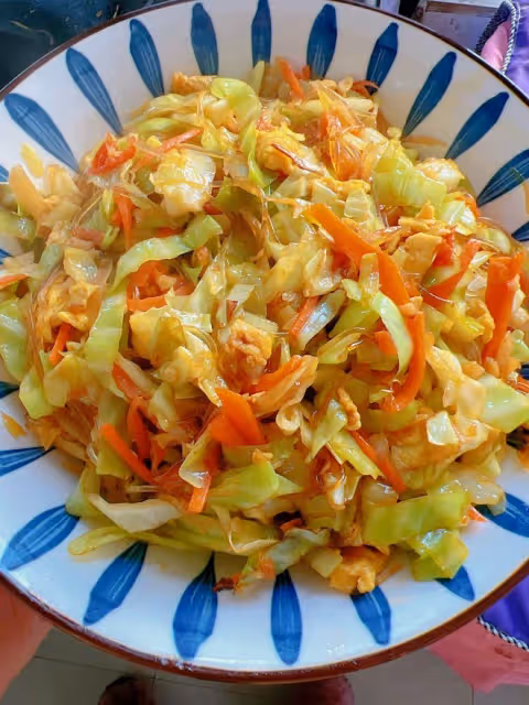 包菜粉絲炒雞蛋