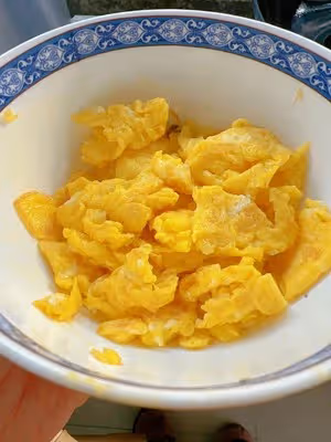 包菜粉絲炒雞蛋