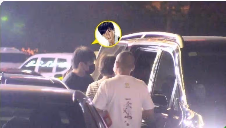 吳奇隆「寵妻人設」永不倒！細心照顧劉詩詩母子，3歲步步在媽媽懷里顯乖巧