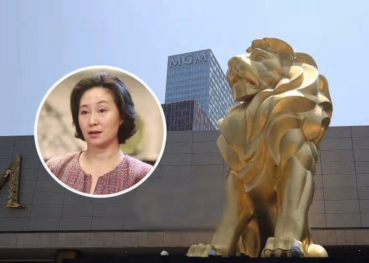 何超瓊，前半生三難，每一次從絕望中重生