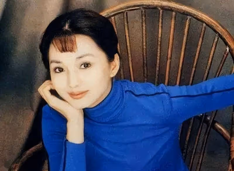 《香妃》劉丹：意外身亡後，父親去世，弟弟病逝，這是巧合嗎？