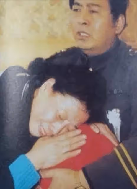 《香妃》劉丹：意外身亡後，父親去世，弟弟病逝，這是巧合嗎？