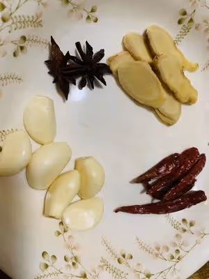 香菇板栗燒雞腿