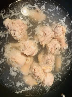 香菇板栗燒雞腿