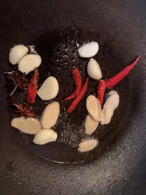 香菇板栗燒雞腿