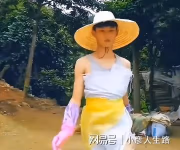 陸仙人：自信來自窮！16歲外出打工，用倆月工資買自行車騎回老家