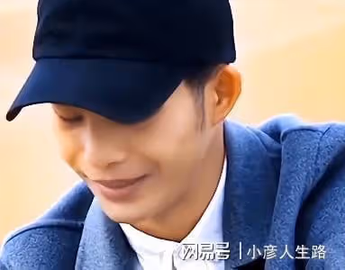 陸仙人：自信來自窮！16歲外出打工，用倆月工資買自行車騎回老家