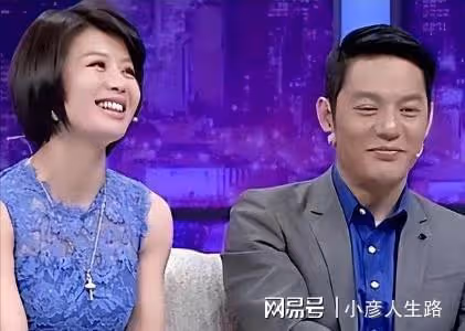 程愫：花21年捧紅傅程鵬，丈夫走紅就離婚，5年後2人境遇天差地別