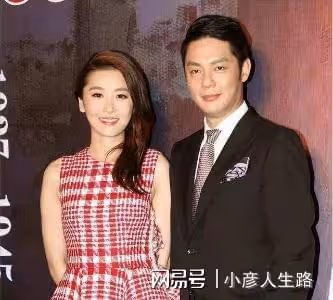 程愫：花21年捧紅傅程鵬，丈夫走紅就離婚，5年後2人境遇天差地別