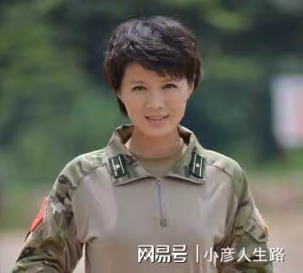 程愫：花21年捧紅傅程鵬，丈夫走紅就離婚，5年後2人境遇天差地別
