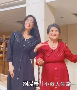 國慶假期5個桃色瓜，離婚、劈腿，曾志偉親吻26歲嫩模