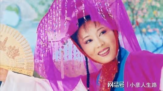 阮巡：娶大15歲妻子吳瓊，母親與妻子親如姐妹，如今感情狀況如何