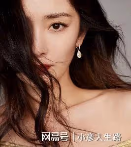 5位「美瞳眼」女星:闞清子琥珀色瞳孔,毛曉彤眼珠又黑又大
