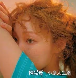 5位「美瞳眼」女星:闞清子琥珀色瞳孔,毛曉彤眼珠又黑又大