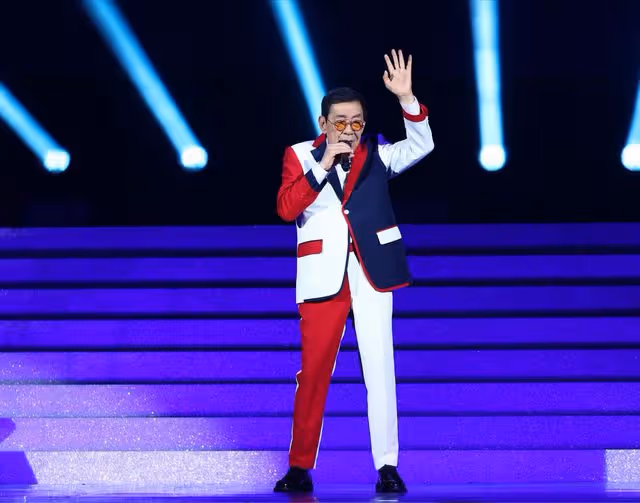 不會退休!TVB90歲老戲骨患新冠肺炎痊癒後首現身,下月紅館開唱