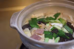 有鹽滷豆腐時一定要吃的三鮮豆腐煲
