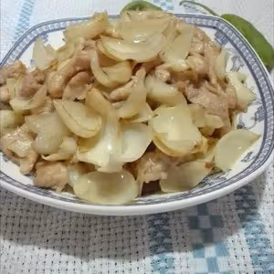 鮮百合炒肉片