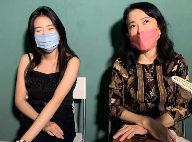 邱于庭離婚後罕露面,稱花千萬供子女出國留學!63歲瘦到只剩82斤