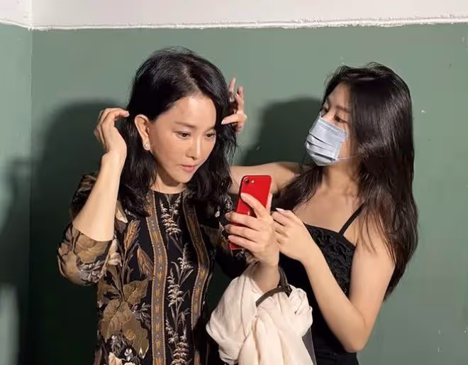邱于庭離婚後罕露面,稱花千萬供子女出國留學!63歲瘦到只剩82斤