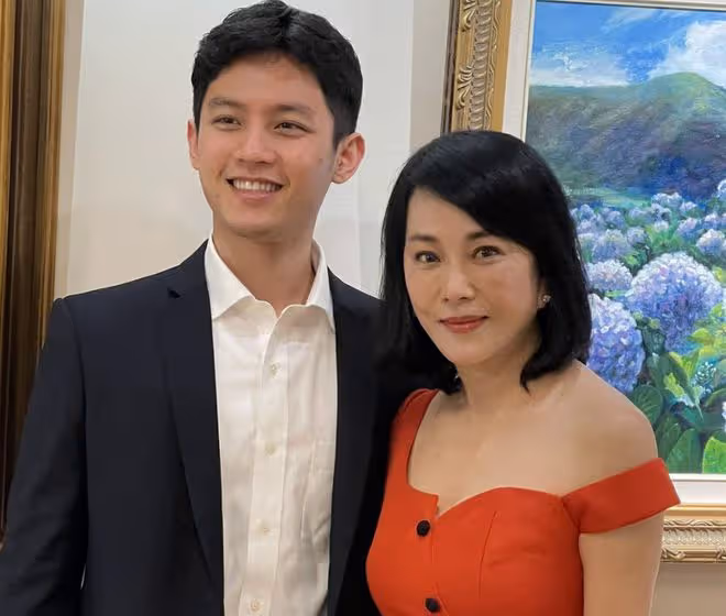 邱于庭離婚後罕露面,稱花千萬供子女出國留學!63歲瘦到只剩82斤