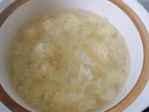 潤肺去燥【小吊梨湯】