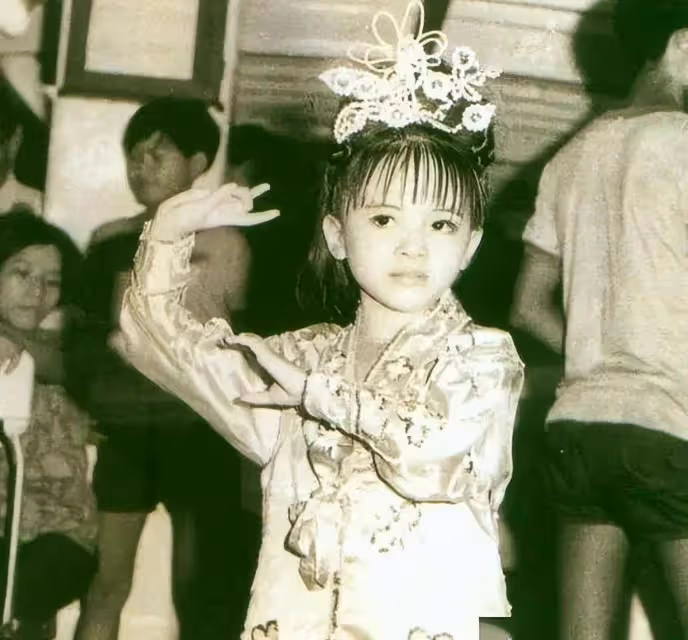 一代女神:19歲出道,40歲去世