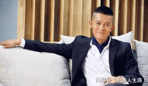 楊志剛老婆張靜：伴丈夫從無到有不離不棄，如今一家三口幸福美滿
