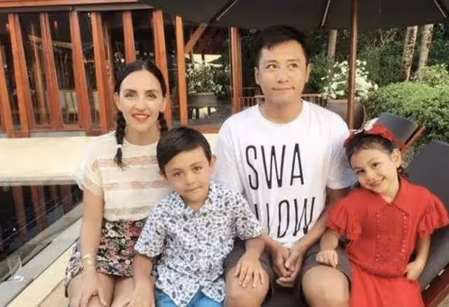 劉燁外籍妻子為兒子慶生，12歲諾一皮膚黑到發光，模樣大變認不出