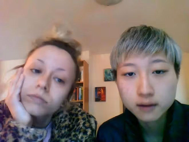 成龍女兒國外領救濟糧,吳綺莉不願多談,身兼數職養家聲音顯疲憊