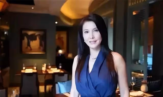 TVB前花旦罕見提圈內前任！自曝分手原因，承認對方脾氣古怪