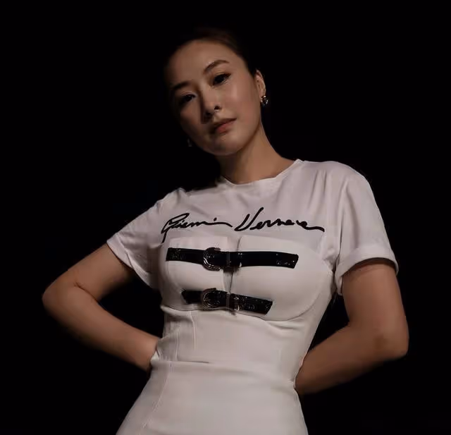 TVB台慶劇開播僅5.1分!女主角演技遭吐槽:身材胖,還只會瞪眼睛