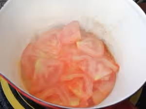 真鮮番茄平菇湯
