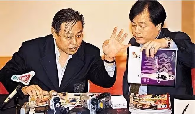 一個曾經被包養,一個泰國找小姐,袁詠儀張智霖也好意思秀恩愛?