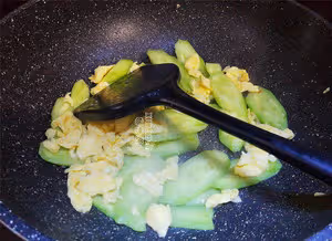 雞蛋炒黃瓜片