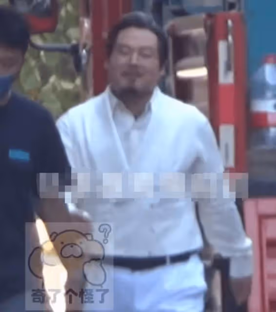 岳雲鵬近照模樣大變 臉上鬍子拉碴認不出